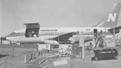 Side view of old plane