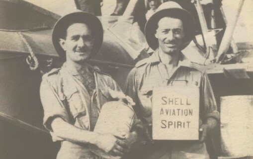 photograph of Macpherson Smith’s team