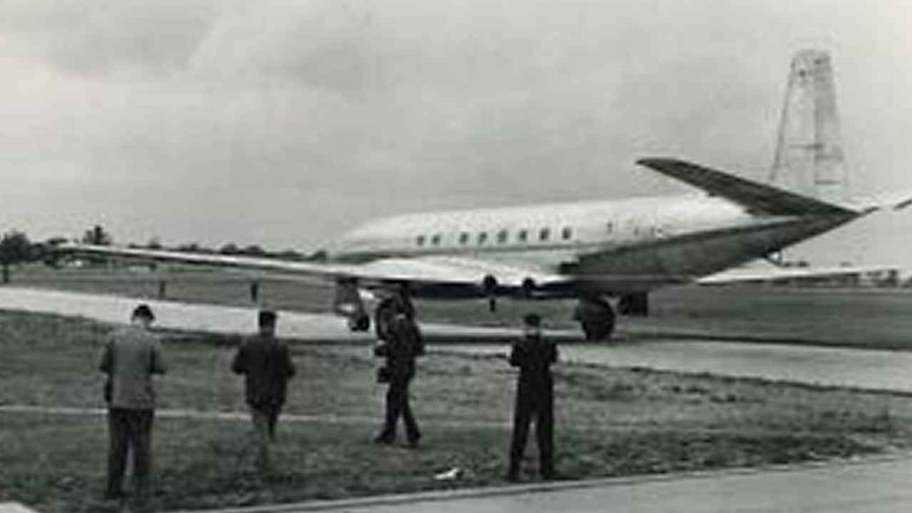 Image of Old plane