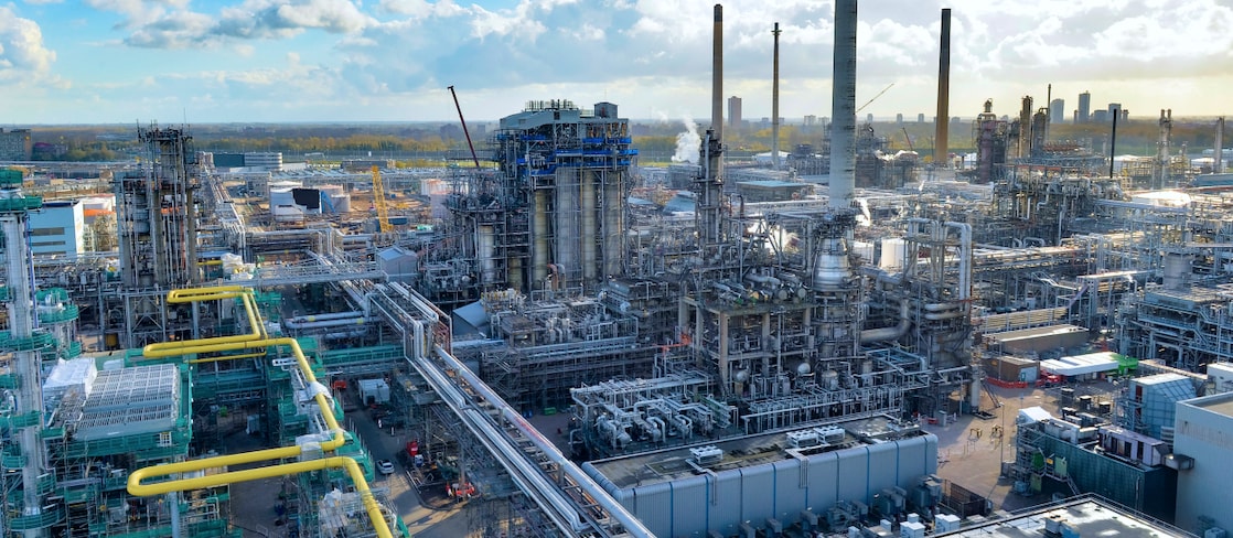 Pernis Refinery, Rotterdam, Netherlands