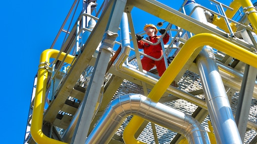 Shell employee at refinery