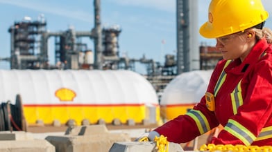 Onsite operational manager installs chains near the shell scotford upgrader