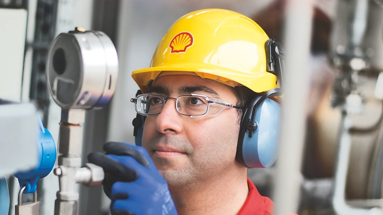 Shell martinez case study shell filter trays vital to onstream stream case study