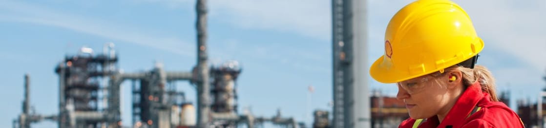 Women working catalyst technology
