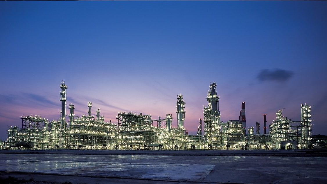 A view of Seraya Complex in Singapore at night