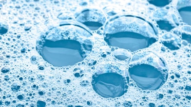 chemicals-ethylene-oxide-close-up-of-some-bubbles