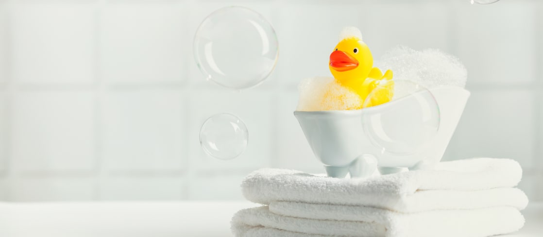 Shower clothes and a duck