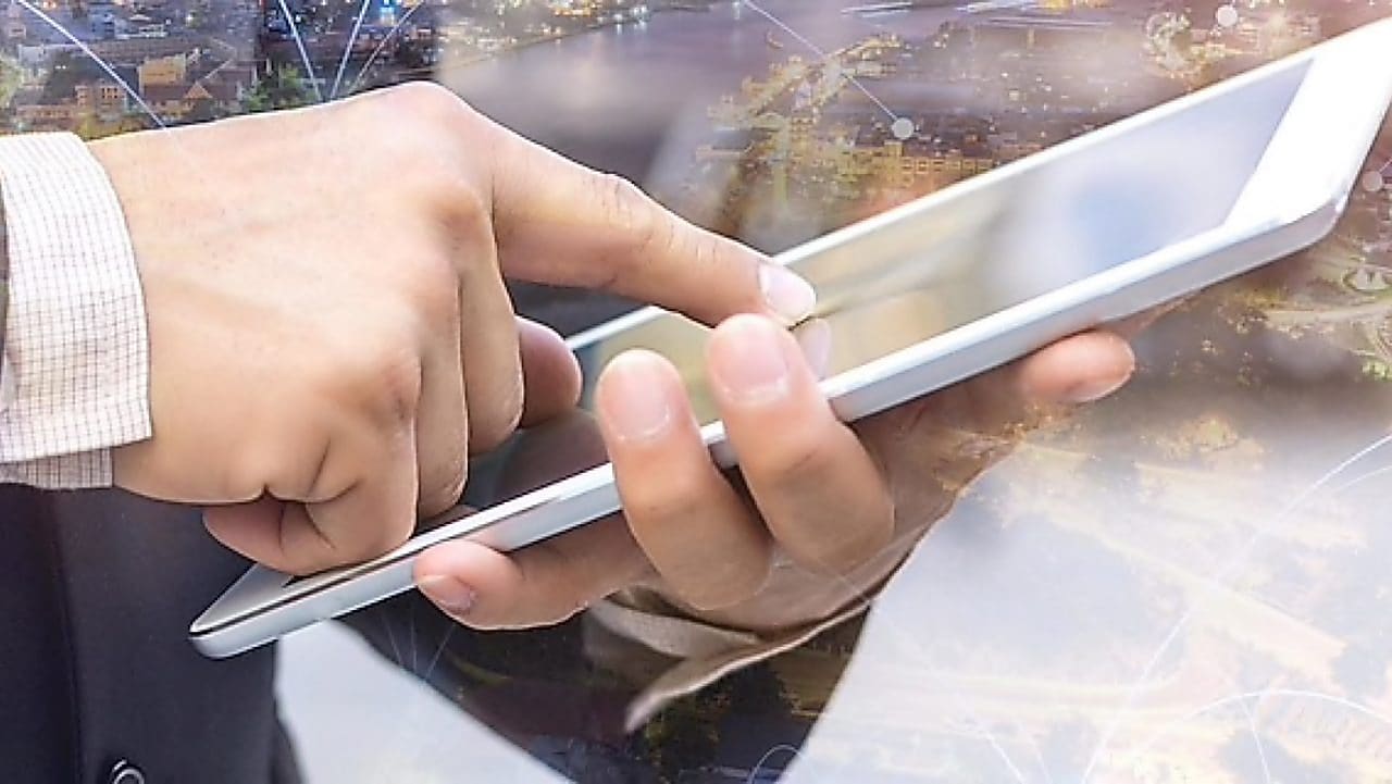 Person pointing to a tab