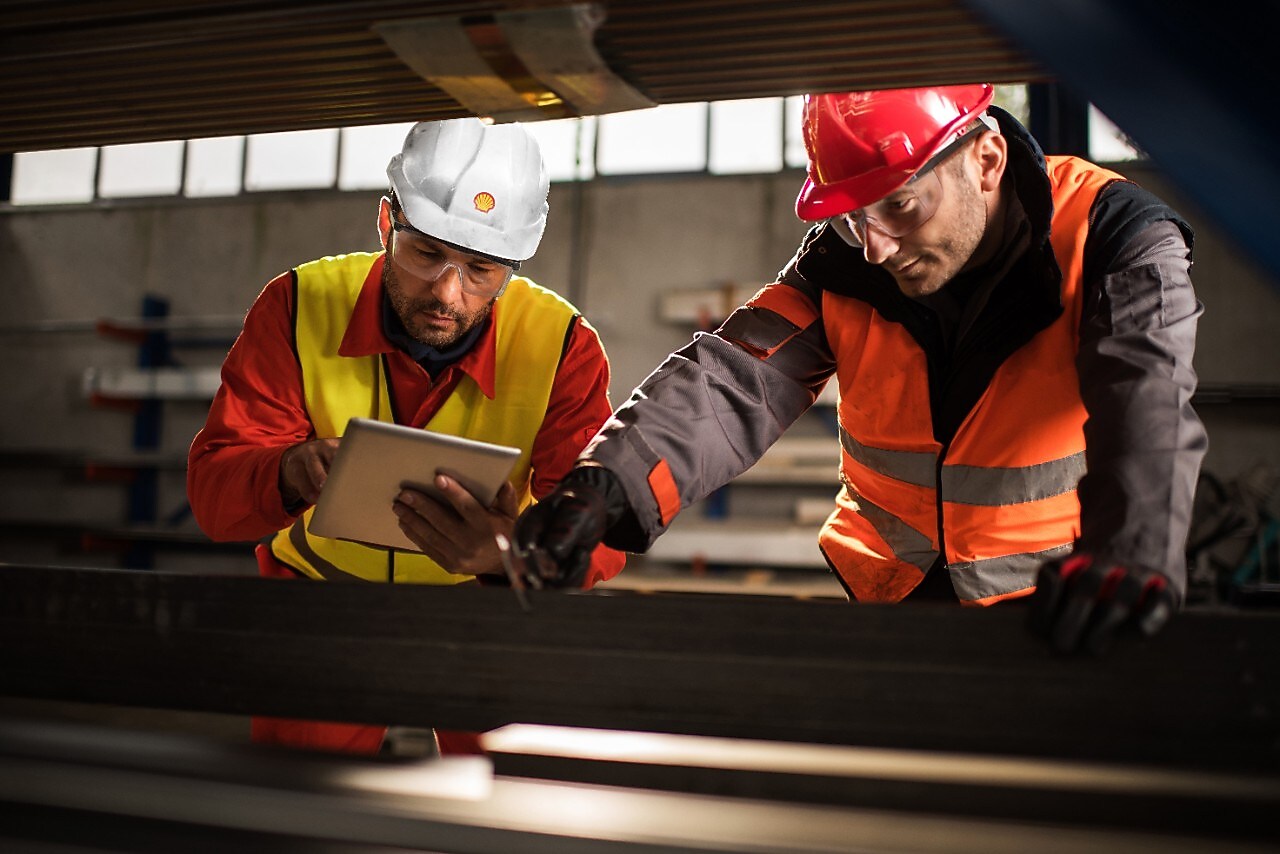 Oil condition monitoring