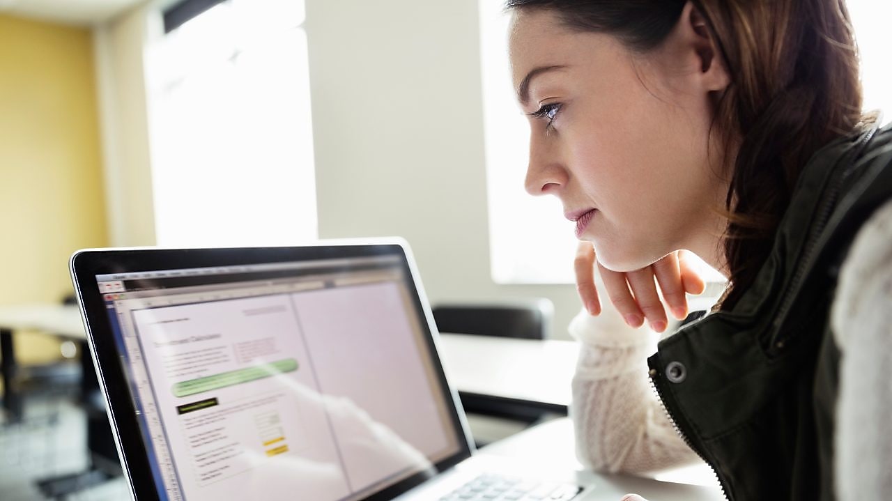 Women working on her laptop