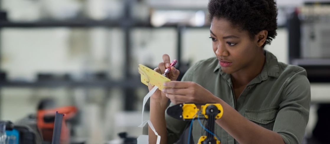 Lubricant solutions for robotics manufacturing sector