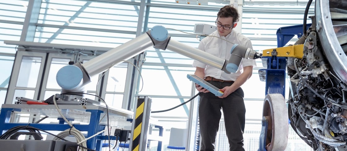 Tailored solutions for robotics manufacturing sector