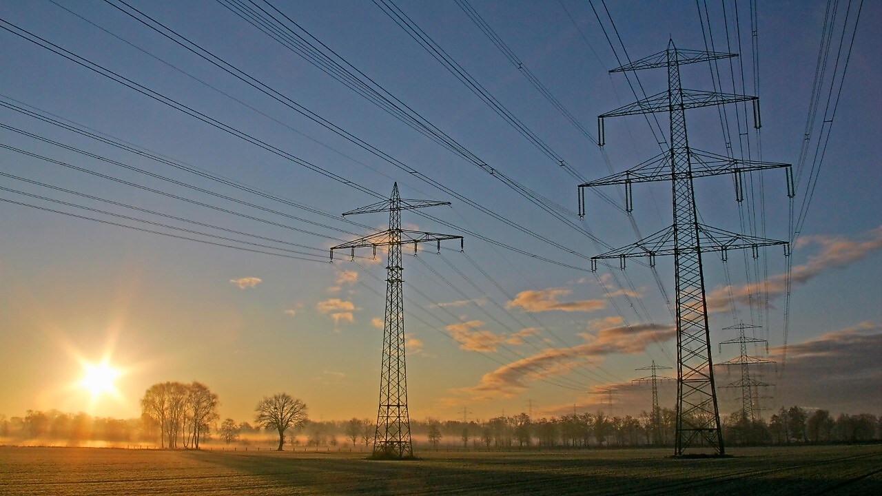 Shell power transmission empowering performance tile