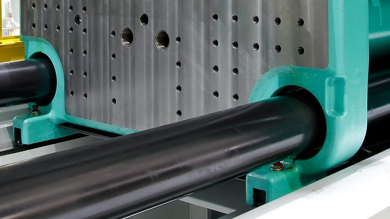 Lubricant oil on gears