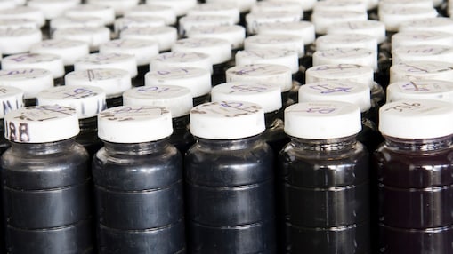 Lubricants from recycled oil