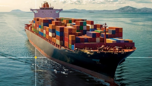 Shipping container