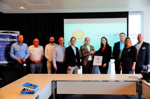 signing ceremony in Shell 