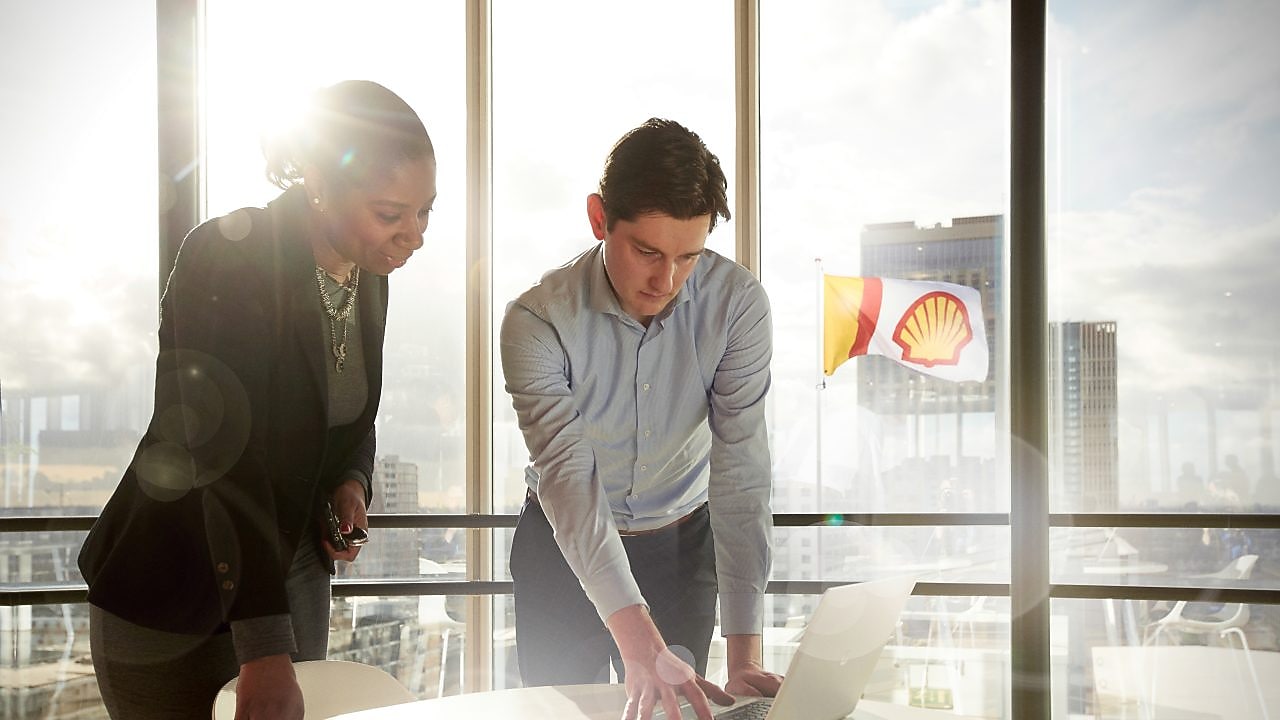 shell employee in office