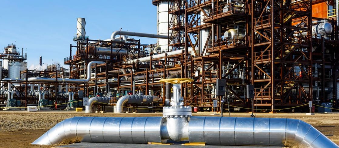 Quest CCS facility with interconnected metal pipes and towers.