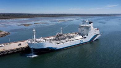 Liquid hydrogen vessel