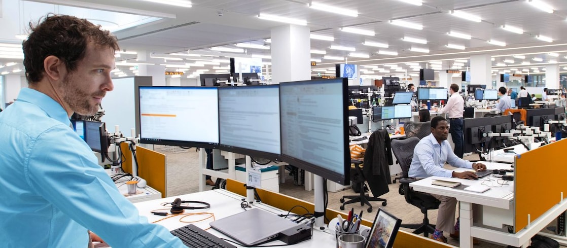 Trading & Supply, Male employee,Trading floor, London