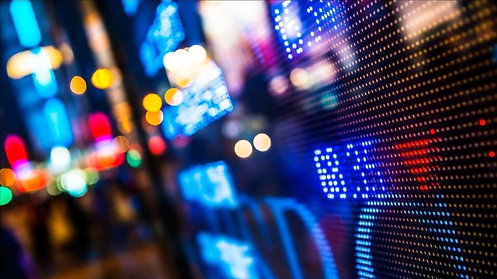 Canopy from Shell station with logo