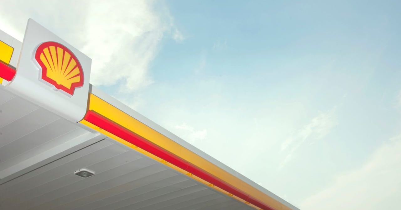 Shell-ის მოგება $9.8 მილიარდამდე გაორმაგდა — ენერგეტიკულმა შოკმა რეკორდთან მიიყვანა — თემატური ფოტო