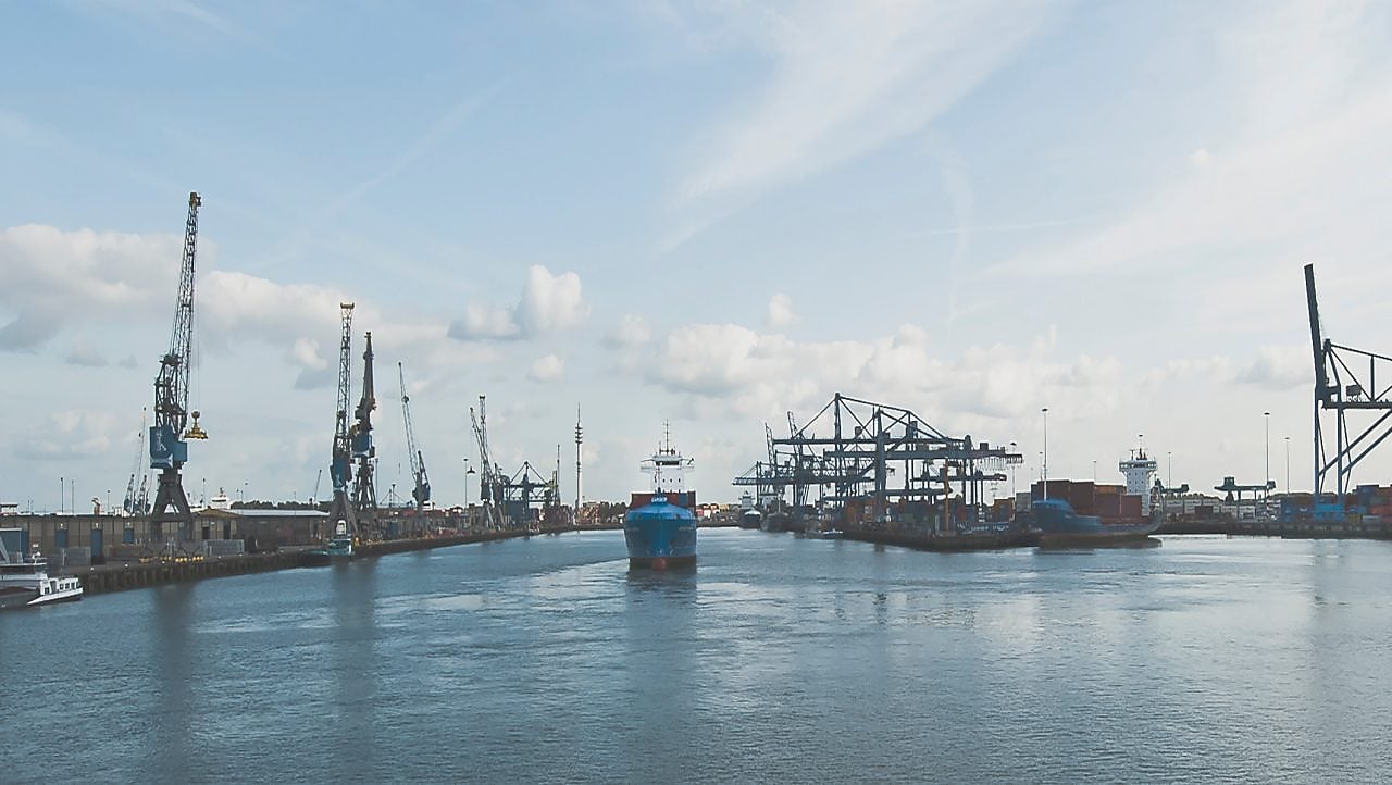 Reinventing the biggest port in Europe