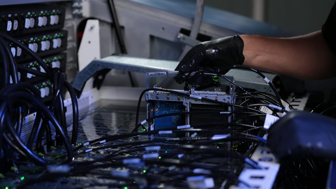 Using immersion cooling fluids can reduce energy use in data centres by nearly 50% compared to traditional cooling systems..