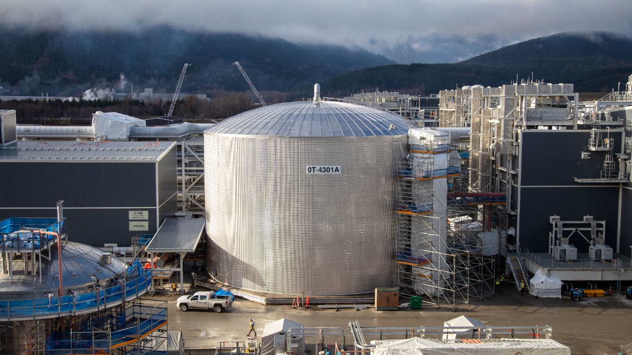 The LNG storage tank, November 2023.