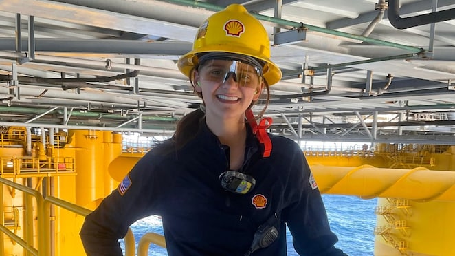 Virginia working at the Appomattox platform