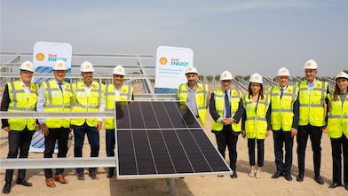 Shell starts construction of its first solar plant in Italy