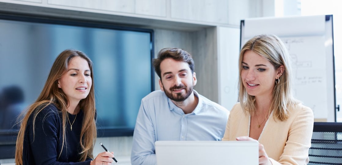 employees in office