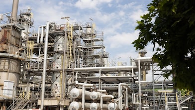 Hydrogen plant
