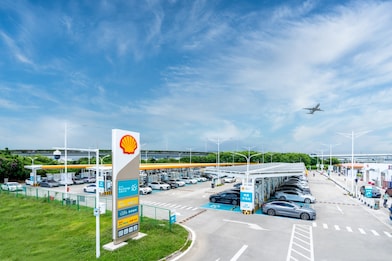 Shell Recharge Shenzhen Airport EV Station