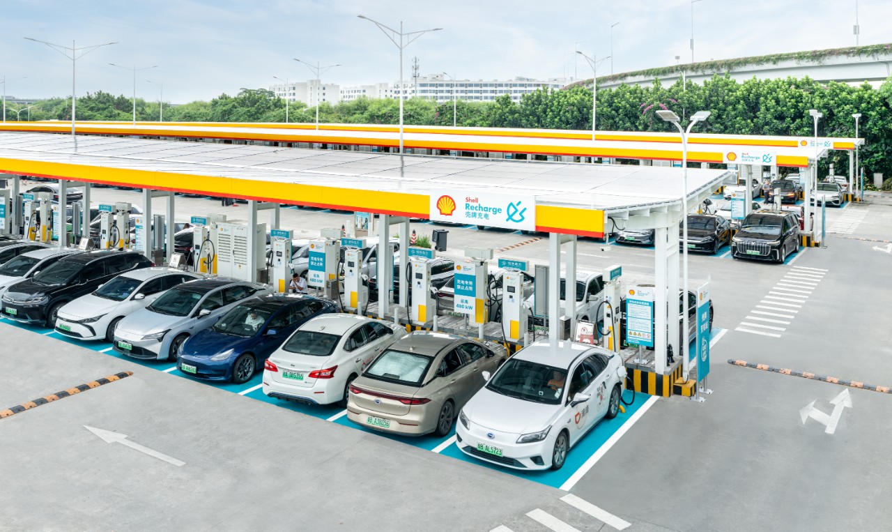 Shell Recharge Shenzhen Airport EV Station