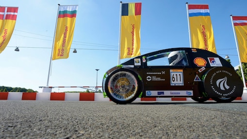 Shell Eco-marathon car on track
