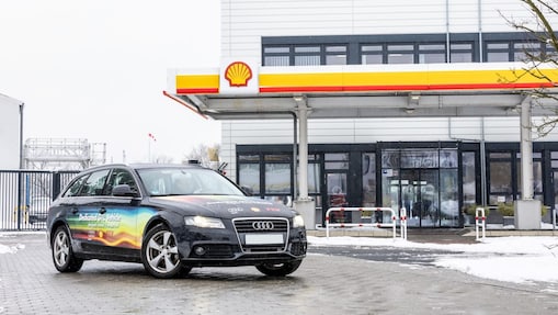 Shell-branded GTL vehicle parked in front of the Shell Technology Centre, Hamburg.