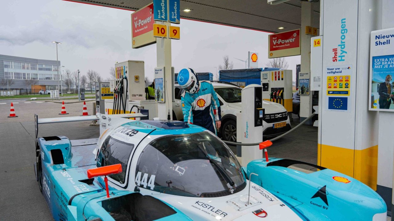 Refuelling hydrogen
