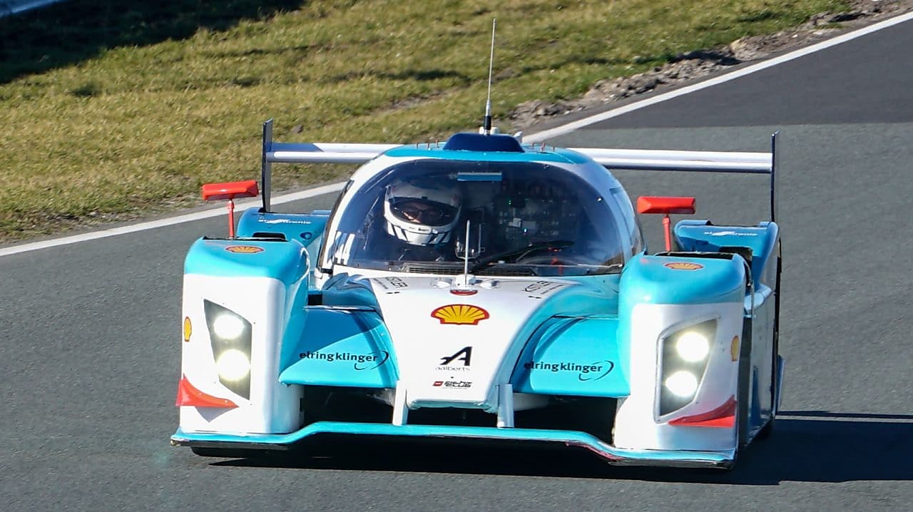 Hydrogen racing outlet