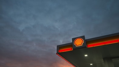 Canopy from Shell station with logo