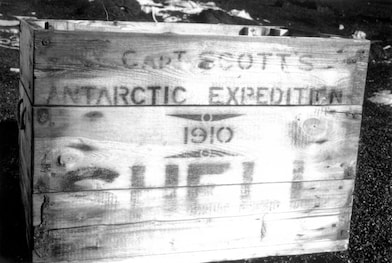 Wooden crate with Antartic Expedition 1910 Shell text