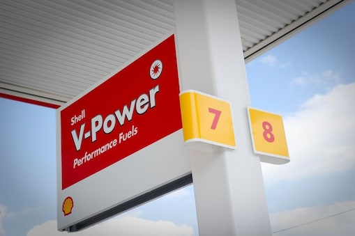 Shell V-Power signage