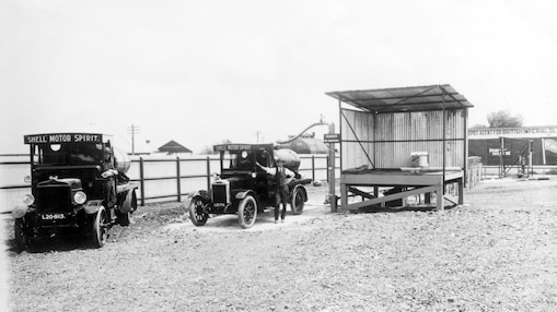 Black and White photo of Shell Motor Spirit vehicles
