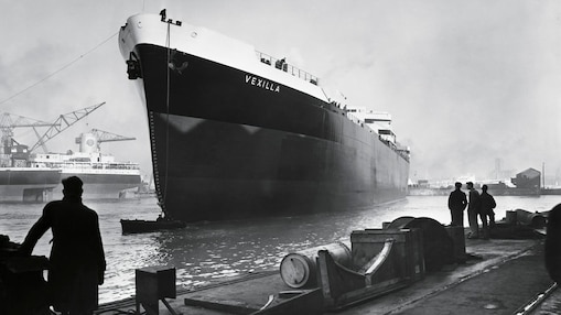 Black and white photo of Vexilla tanker in dock