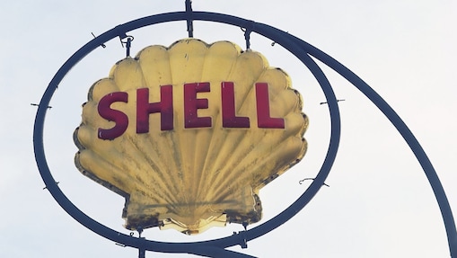 Shell Pecten hanging signage